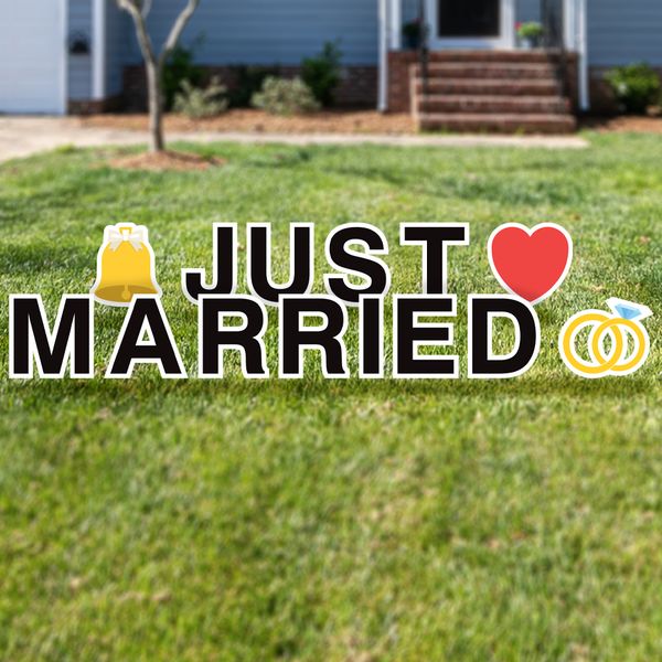 Just Married yard signs