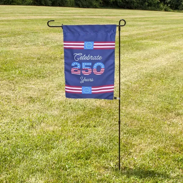 The garden flag is perfect for garden beds