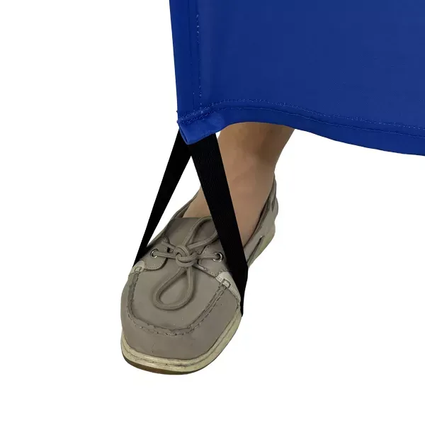 Foot strap easily goes around a shoe