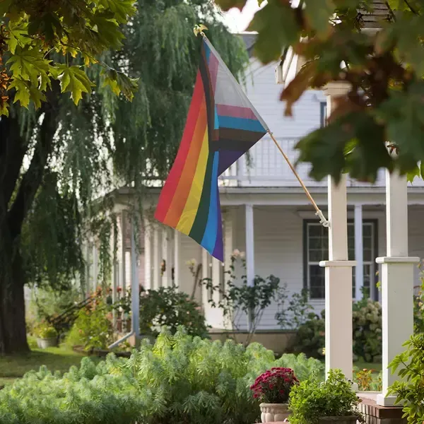 Hang your flag outside your house on a wall mount
